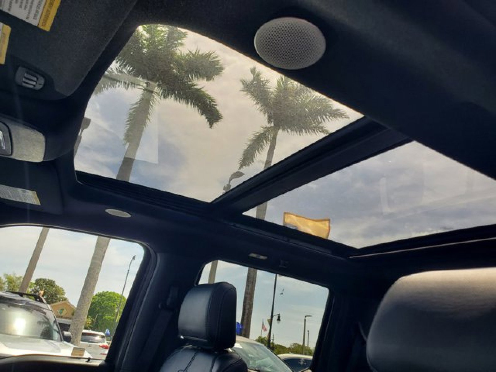 Certified 2023 Ford F150 Platinum w/ Equipment Group 701A High image 11