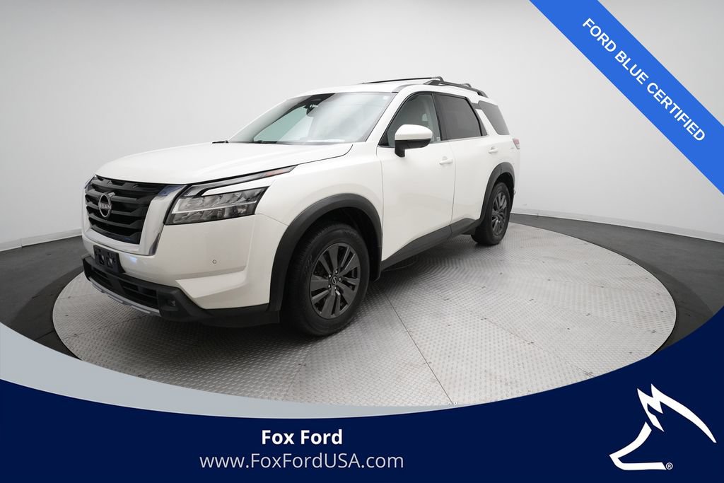 Used 2022 Nissan Pathfinder SV