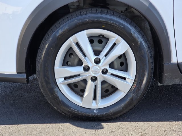 Used 2024 Nissan Kicks S FWD image 30