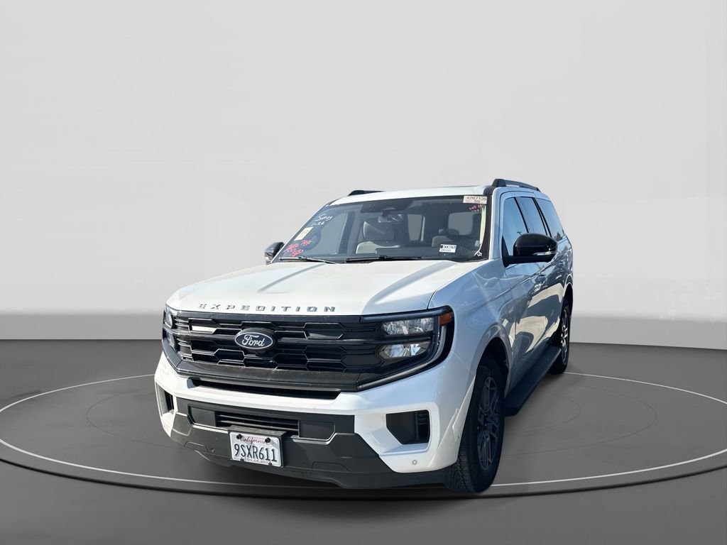 Certified 2025 Ford Expedition Active image 1