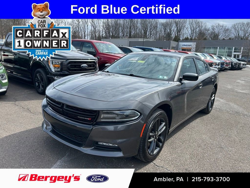 Used 2019 Dodge Charger SXT w/ Blacktop Package image 6