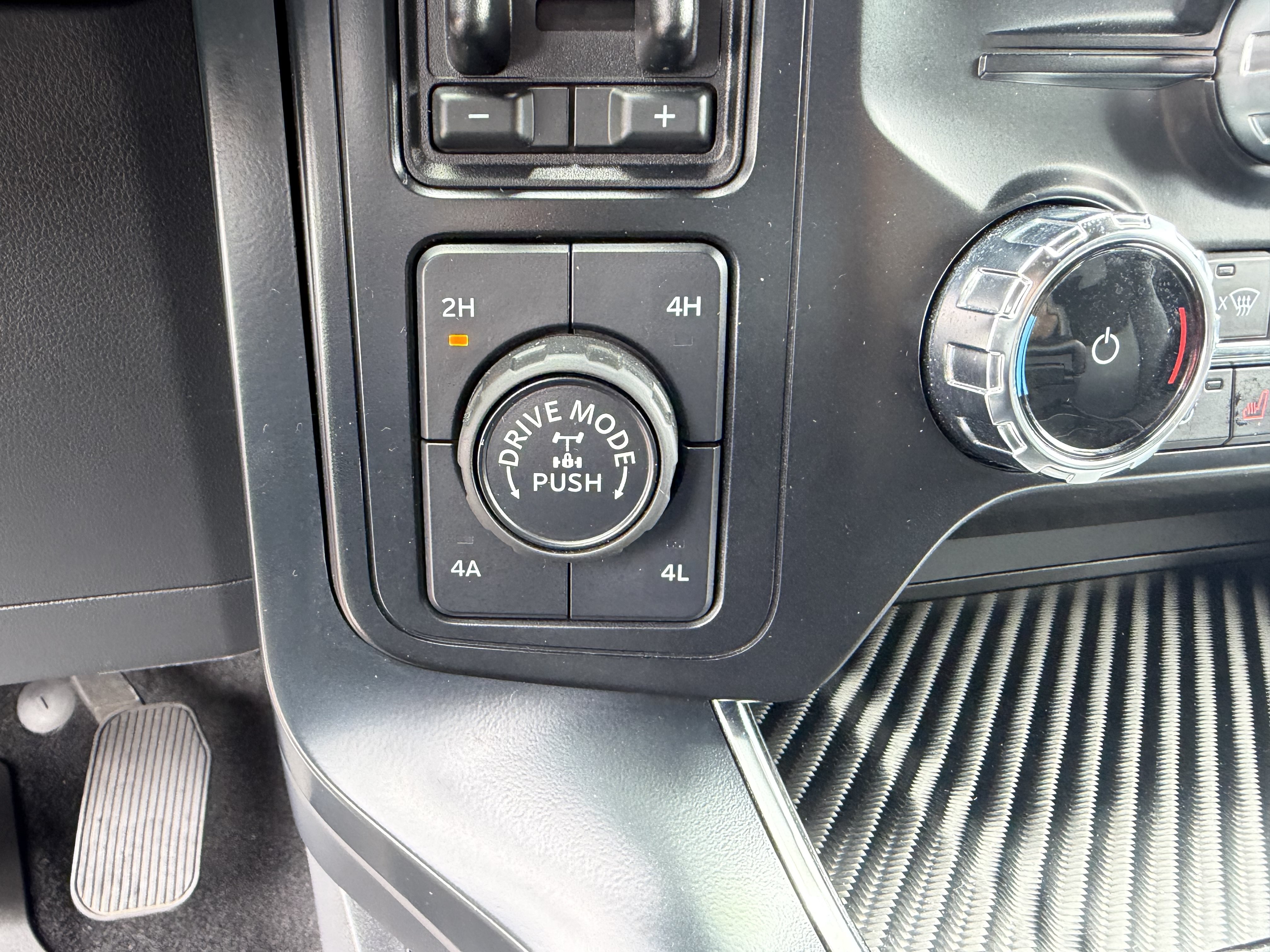 Certified 2024 Ford F150 Raptor AWD/4WD image 18