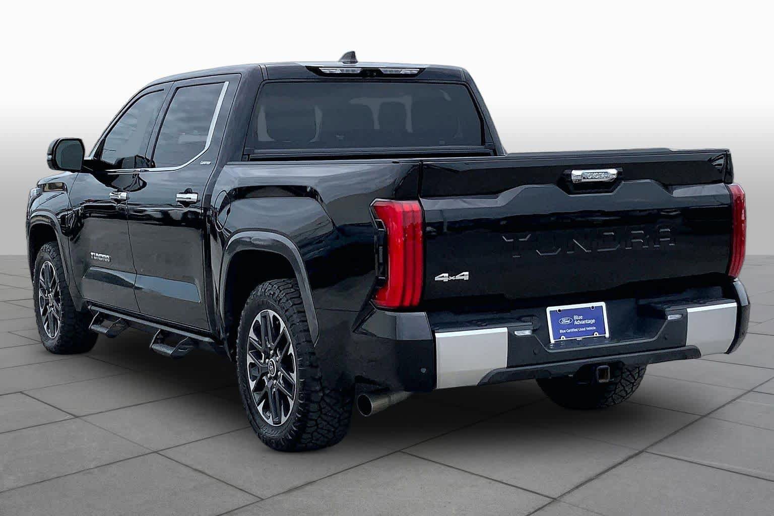 Used 2023 Toyota Tundra Limited AWD/4WD image 12