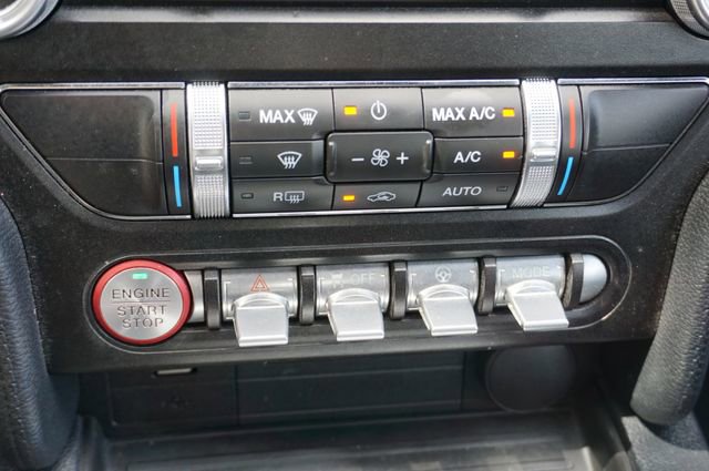 Certified 2020 Ford Mustang Convertible w/ Equipment Group 101A image 20