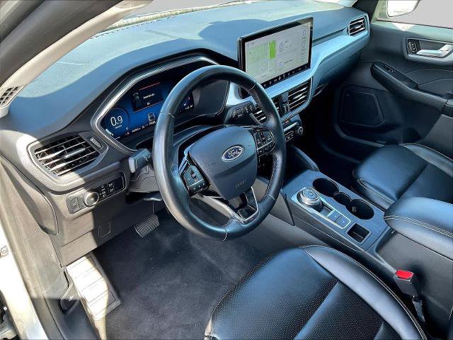 Certified 2024 Ford Escape Platinum AWD/4WD image 19