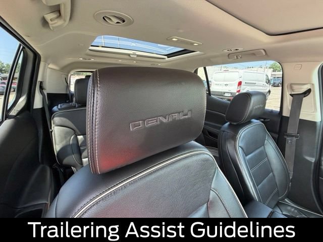 Used 2021 GMC Acadia Denali w/ Denali Ultimate Package AWD/4WD image 31