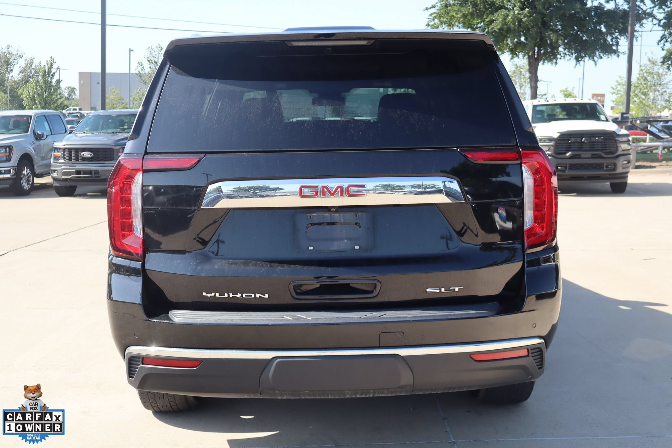 Used 2024 GMC Yukon SLT RWD image 6