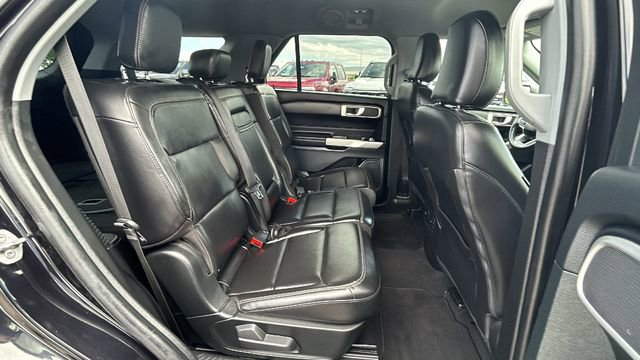 Certified 2023 Ford Explorer XLT w/ Equipment Group 202A AWD/4WD image 13