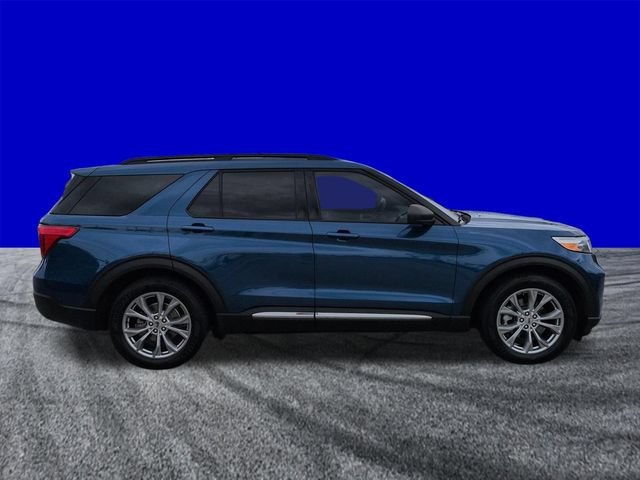Certified 2020 Ford Explorer XLT w/ Equipment Group 202A RWD image 3