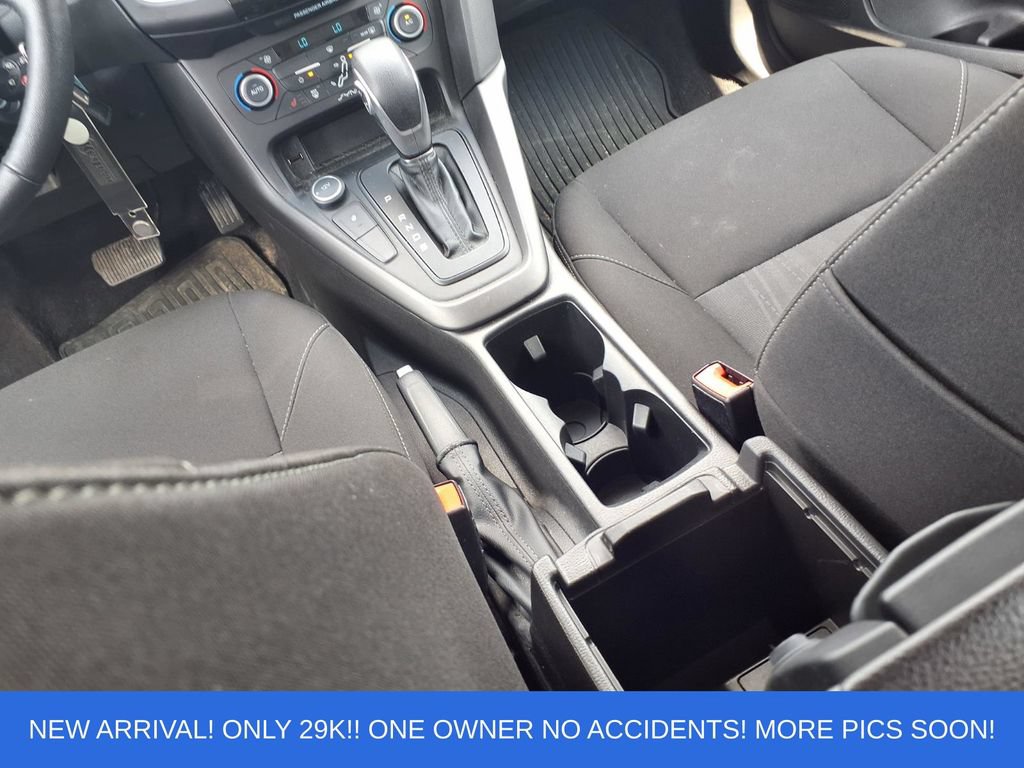 Certified 2018 Ford Focus SEL FWD image 12