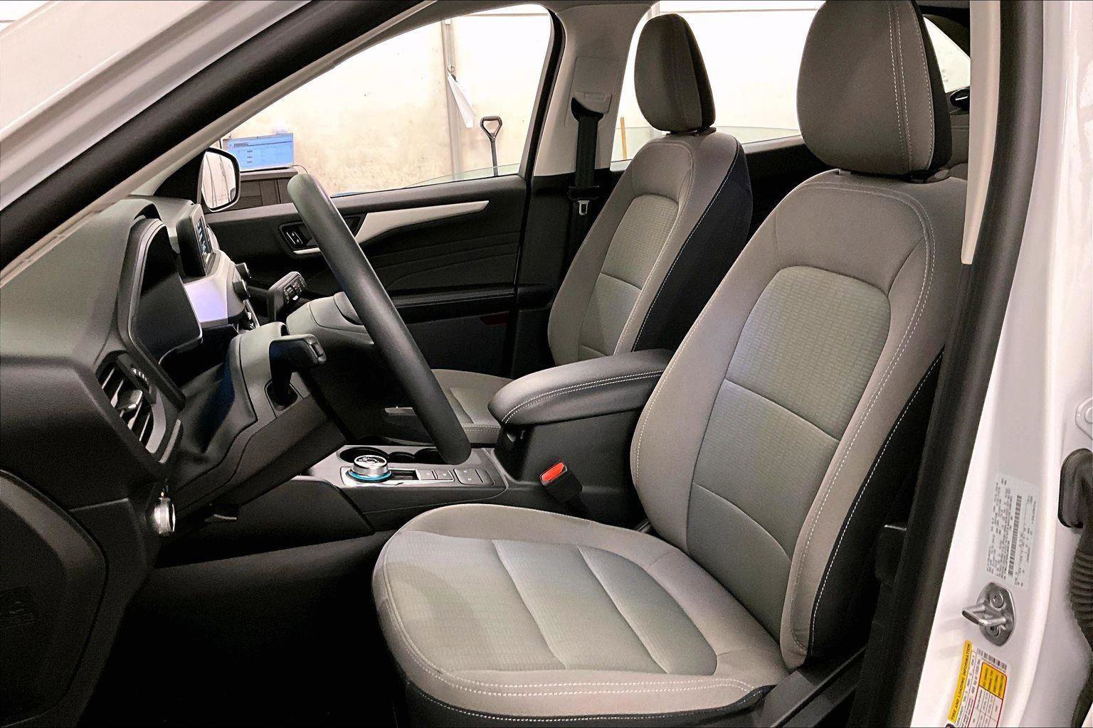 Certified 2022 Ford Escape S image 24