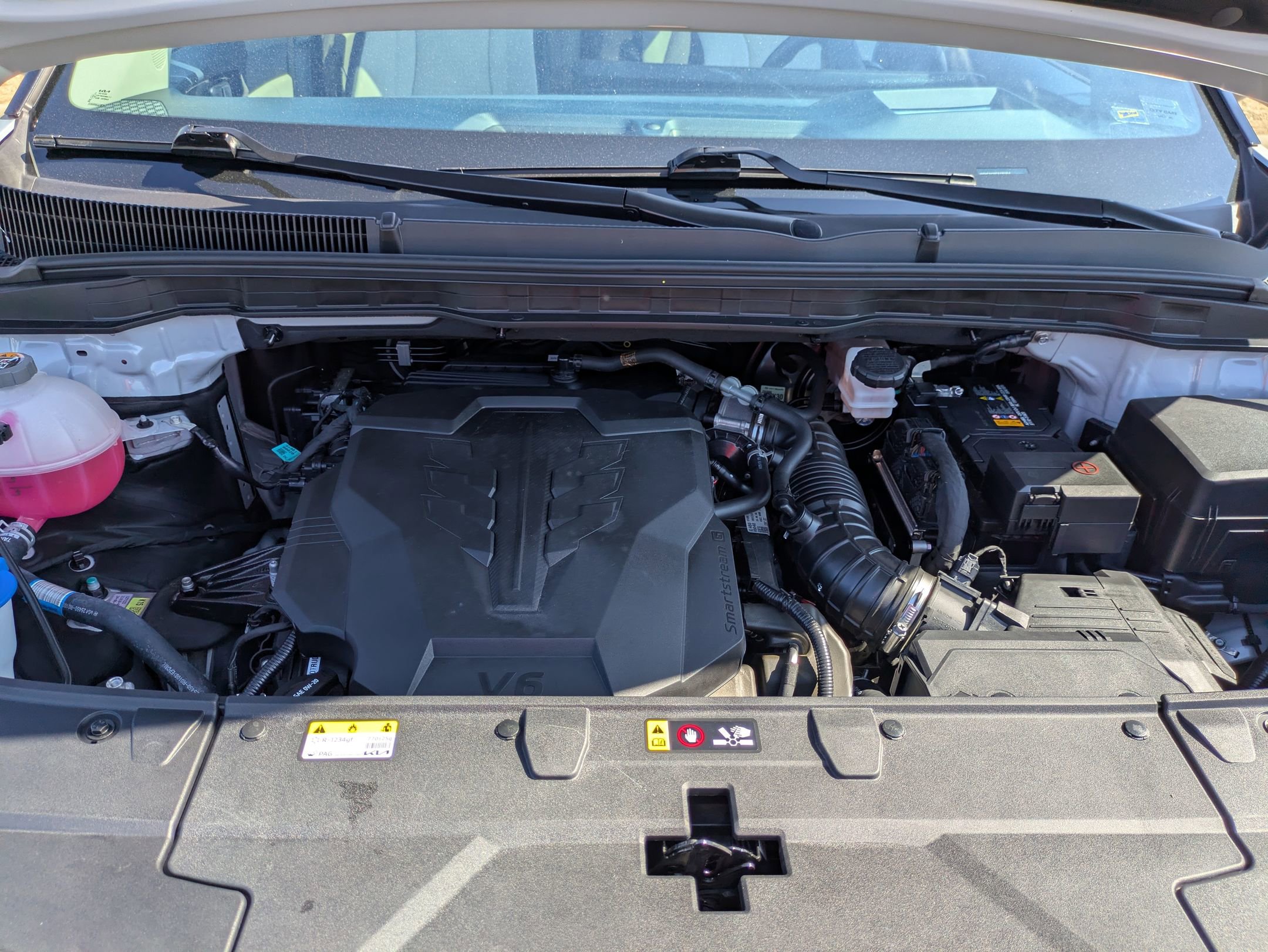 Used 2025 Kia Carnival SX Prestige FWD image 40