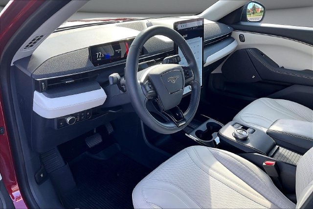 Certified 2021 Ford Mustang Mach-E Premium AWD/4WD image 17
