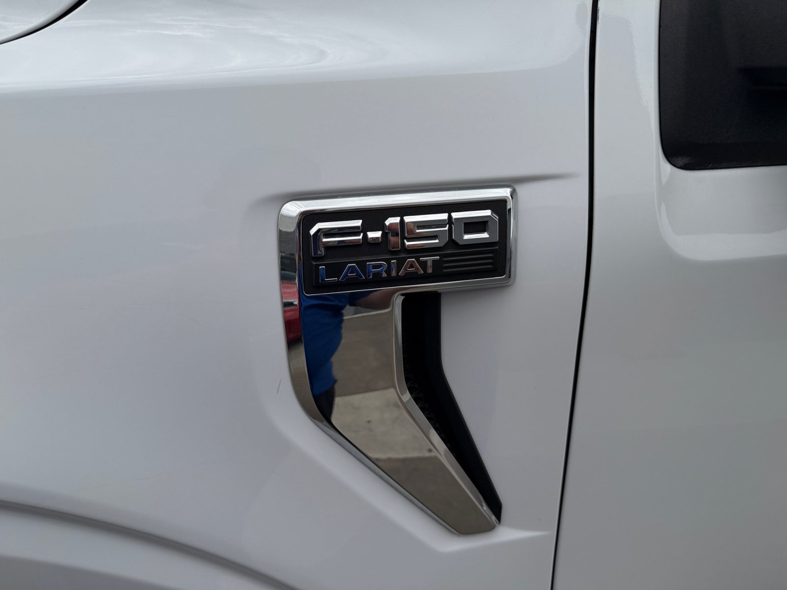 Certified 2022 Ford F150 Lariat w/ Equipment Group 501A Mid AWD/4WD image 12