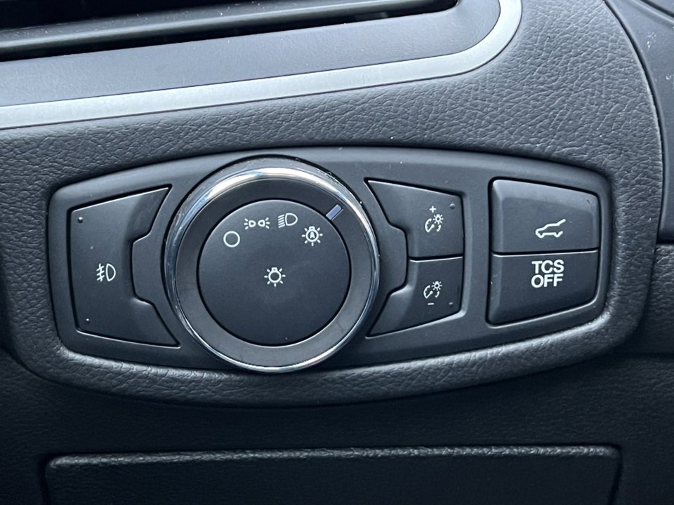 Certified 2022 Ford Edge SEL w/ Convenience Package image 16