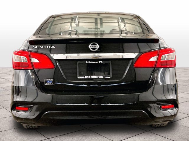 Used 2018 Nissan Sentra S w/ S Midnight Style Package FWD image 4