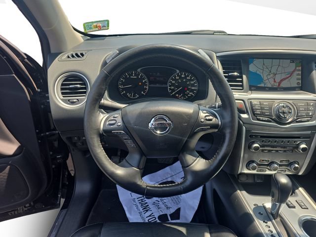Used 2020 Nissan Pathfinder SL AWD/4WD image 14