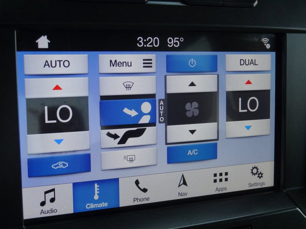 Certified 2019 Ford F150 Lariat AWD/4WD image 25