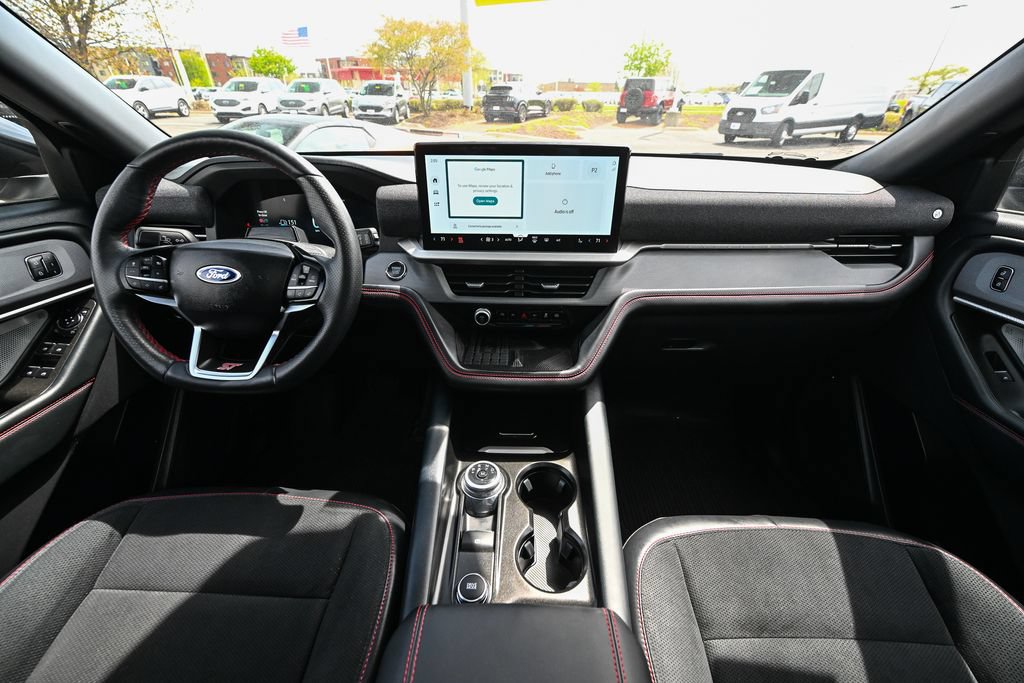 Certified 2025 Ford Explorer ST AWD/4WD image 32
