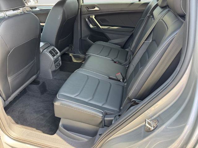 Used 2021 Volkswagen Tiguan SEL Premium R-Line AWD/4WD image 11