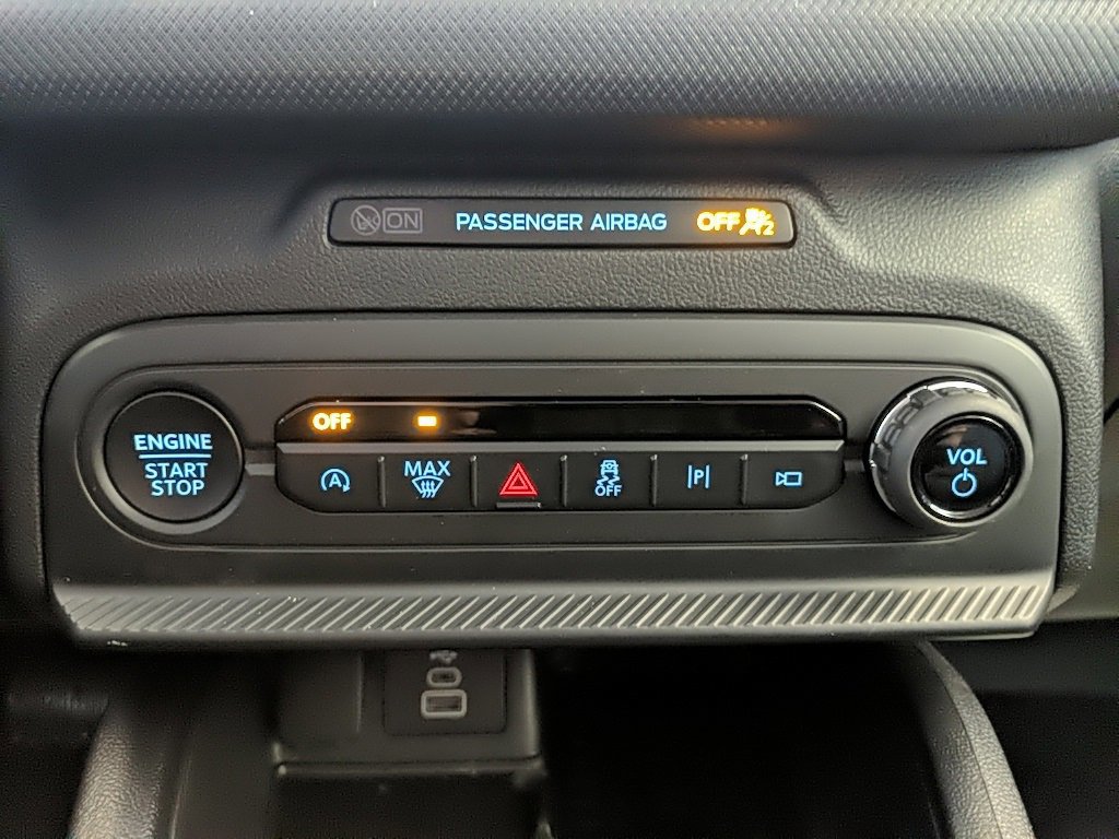 Certified 2025 Ford Bronco Sport Outer Banks w/ Outer Banks Tech Package+ image 19