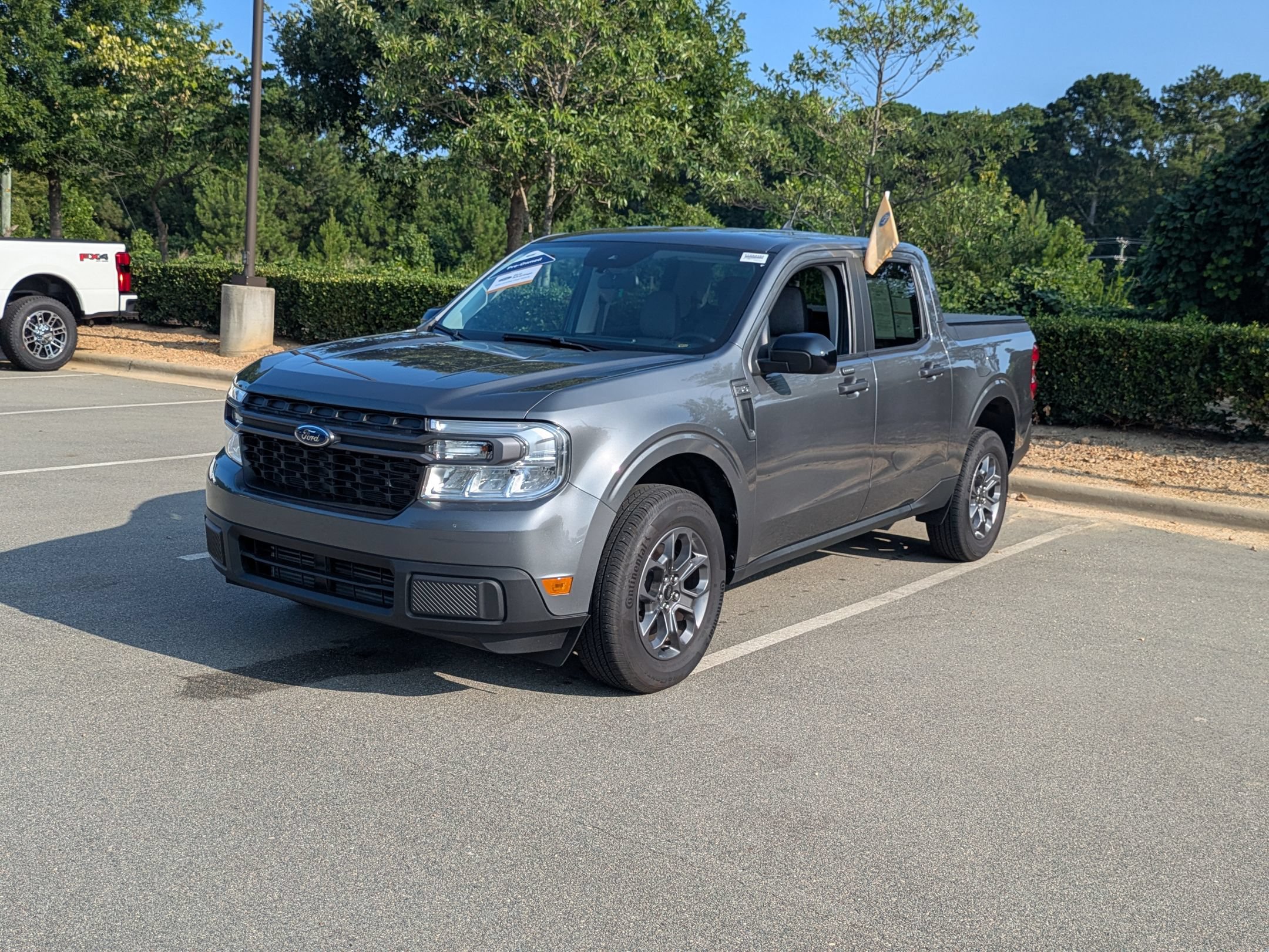 Certified 2024 Ford Maverick XLT w/ XLT Luxury Package FWD image 8