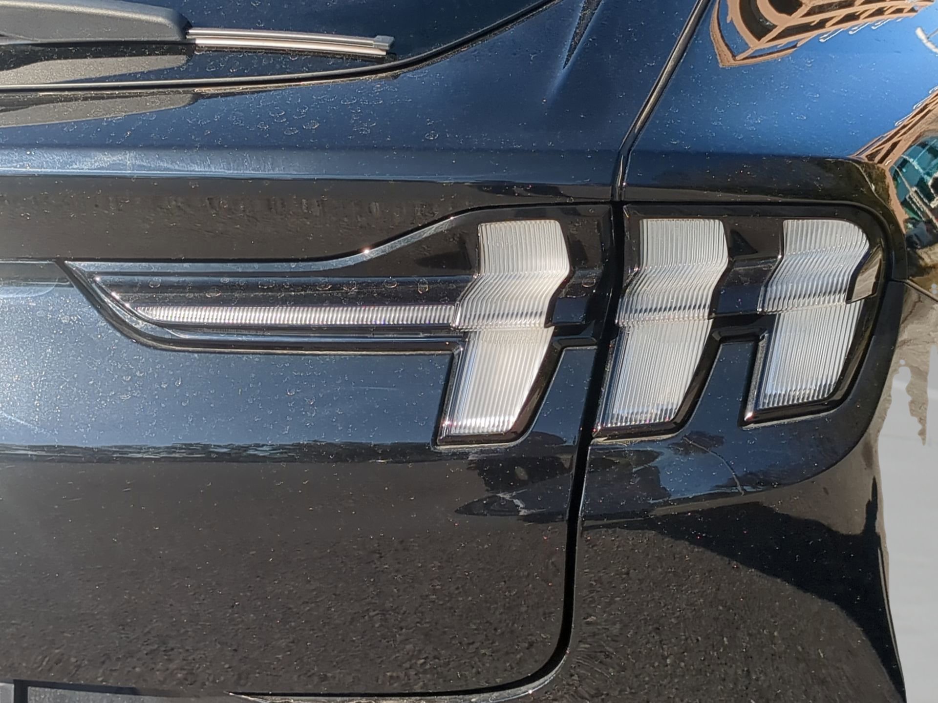 Certified 2025 Ford Mustang Mach-E Premium image 37