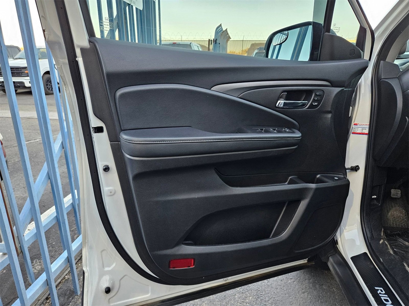 Used 2023 Honda Ridgeline RTL image 11