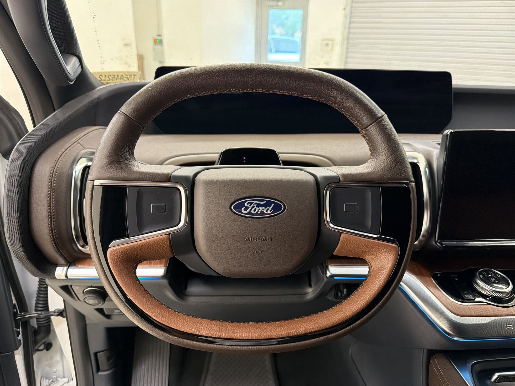 Certified 2025 Ford Expedition King Ranch AWD/4WD image 16