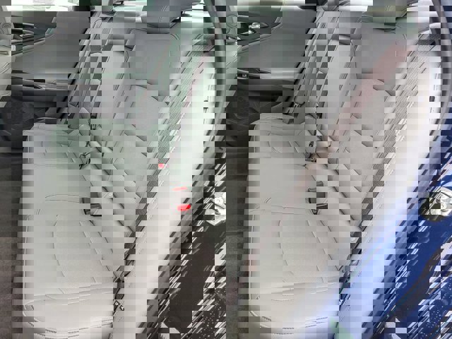 Used 2018 Chevrolet Malibu Premier image 16