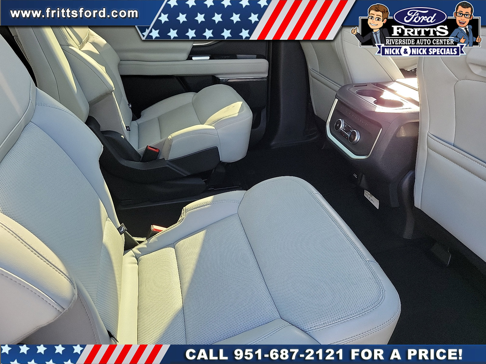 Certified 2025 Ford Expedition Max Platinum w/ Driver's Package AWD/4WD image 17