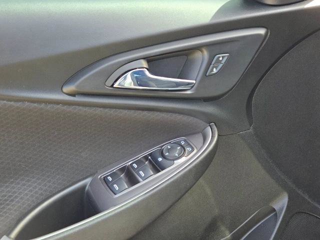 Used 2022 Chevrolet Malibu LS image 17