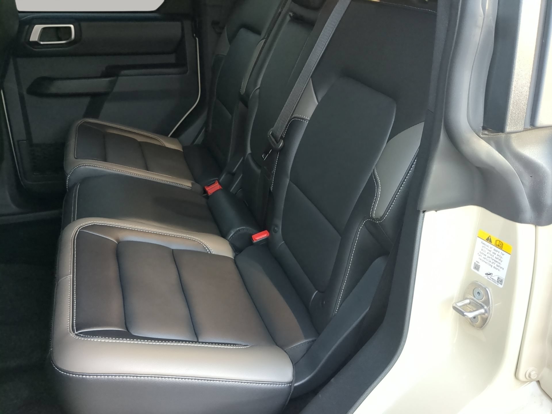 Certified 2025 Ford Bronco Outer Banks AWD/4WD image 52