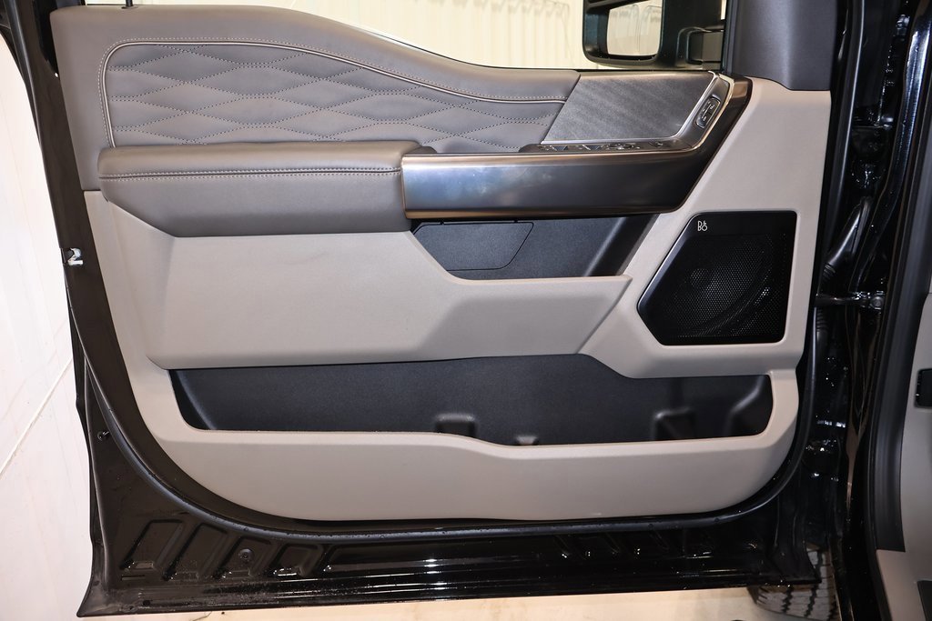 Certified 2026 Ford F350 Platinum w/ Platinum Plus Package image 8