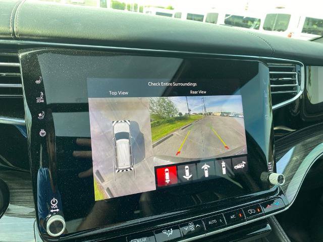 Used 2022 Jeep Wagoneer Series III w/ Premium Group I image 21