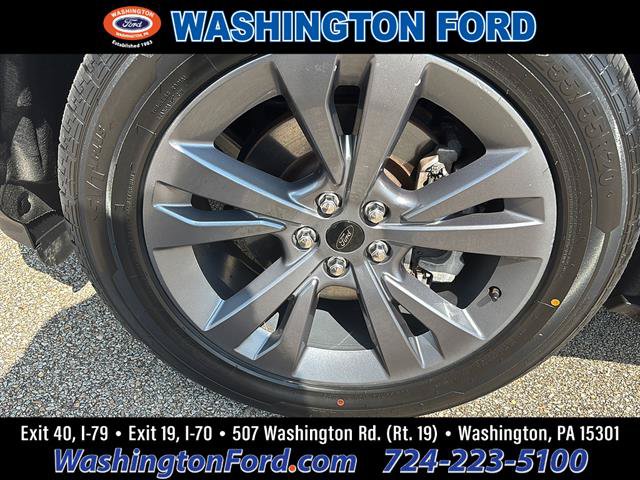 Certified 2023 Ford Explorer XLT w/ Equipment Group 202A AWD/4WD image 9