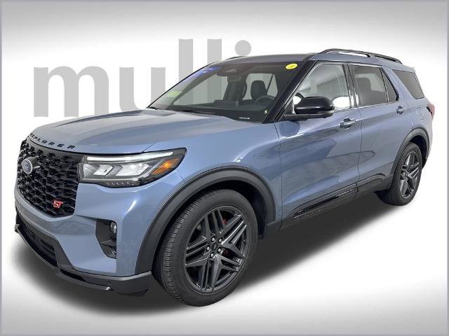 Certified 2025 Ford Explorer ST image 15