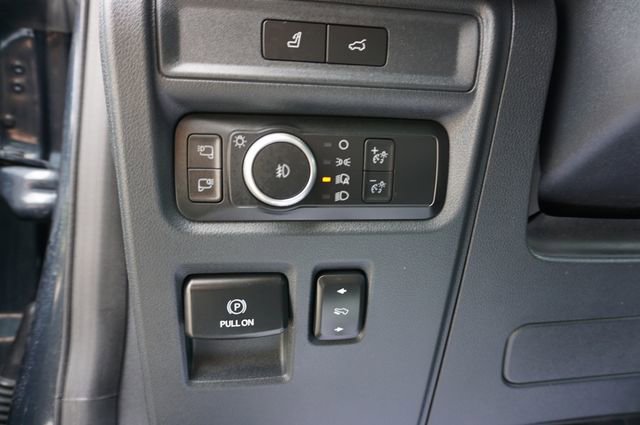 Certified 2022 Ford Expedition Max Platinum RWD image 32