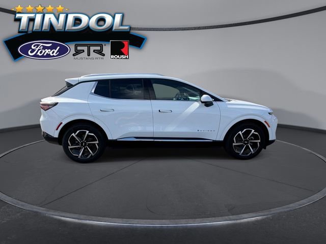 Used 2025 Chevrolet Equinox EV LT image 2