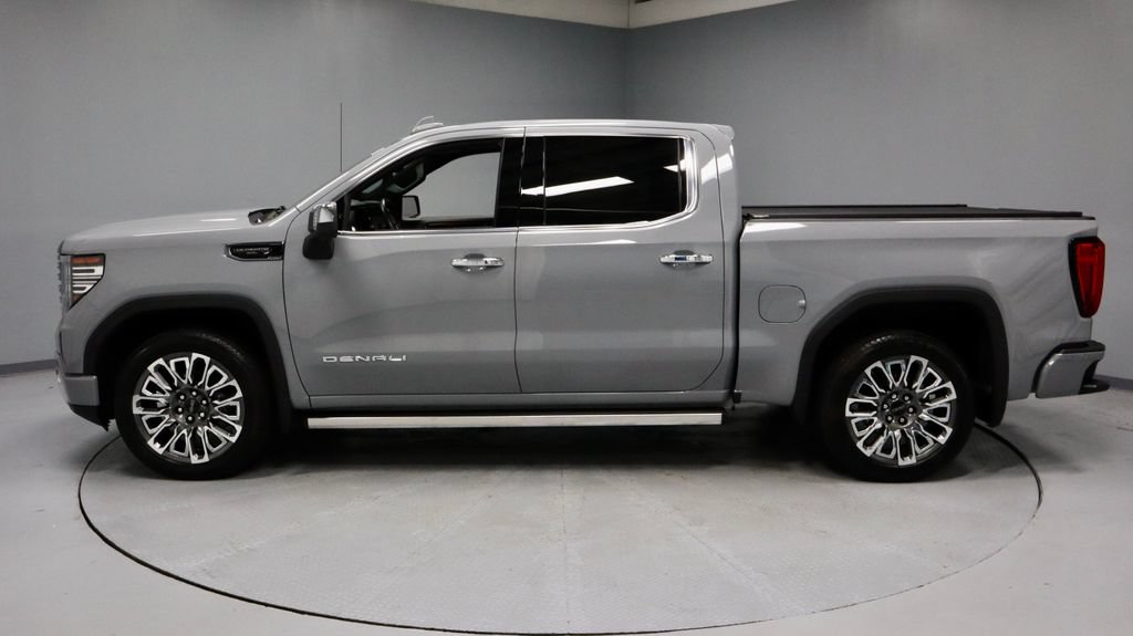 Used 2025 GMC Sierra 1500 Denali Ultimate AWD/4WD image 9