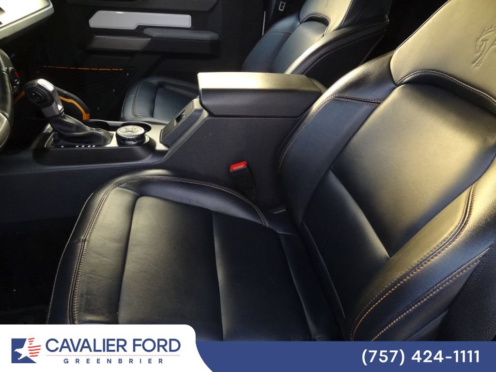 Certified 2023 Ford Bronco Badlands w/ Sasquatch Package AWD/4WD image 8