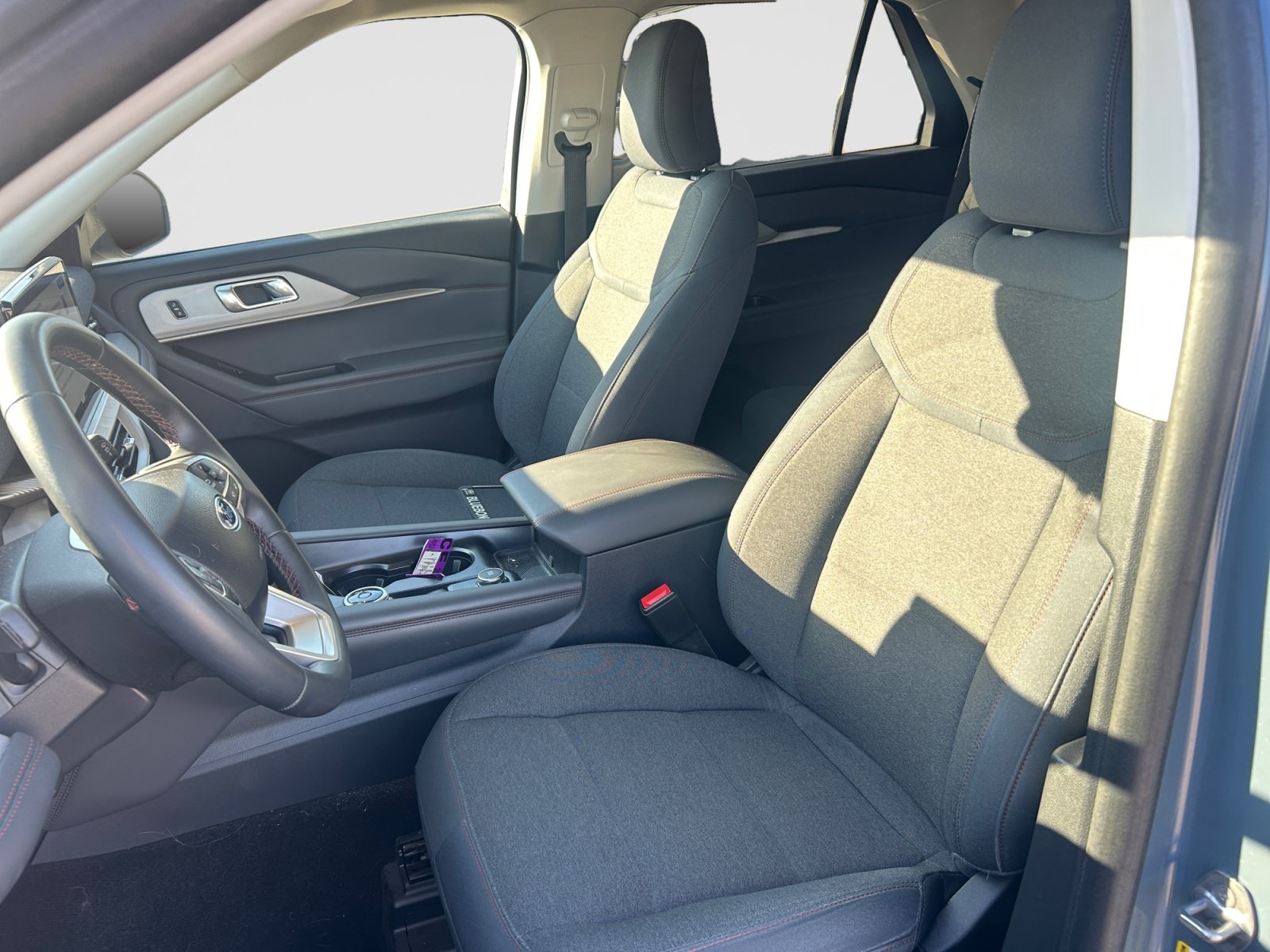 Certified 2025 Ford Explorer Active RWD image 12