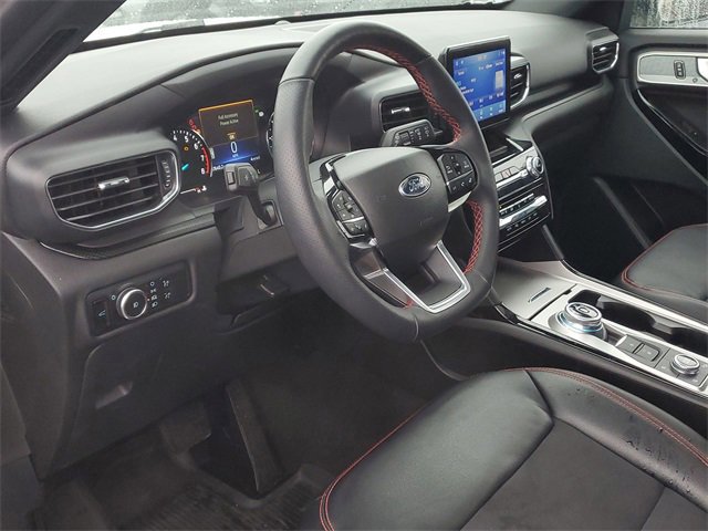 Certified 2023 Ford Explorer ST-Line w/ Class IV Trailer Tow Package image 13