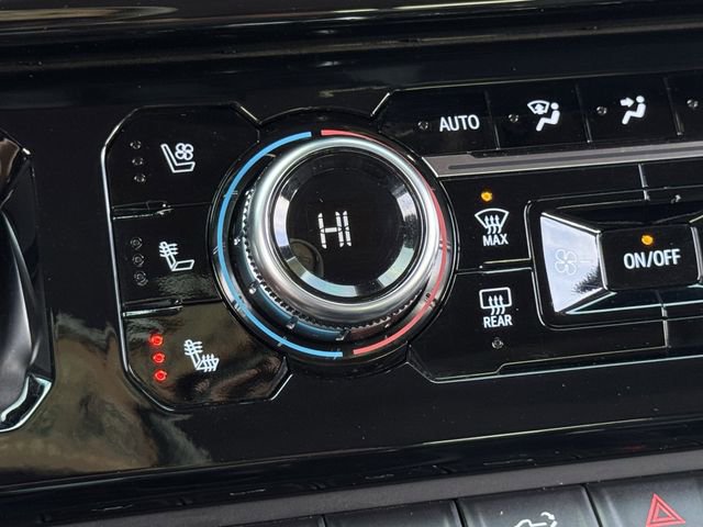 Used 2023 GMC Sierra 1500 AT4 w/ AT4 Premium Package image 19