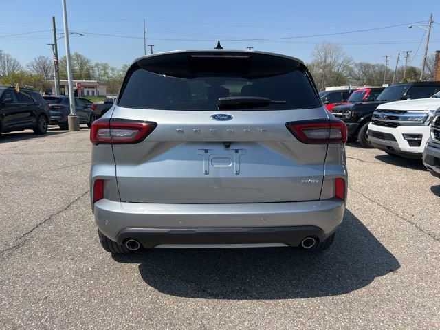 Certified 2023 Ford Escape ST-Line Elite w/ Premium Technology Package AWD/4WD image 5