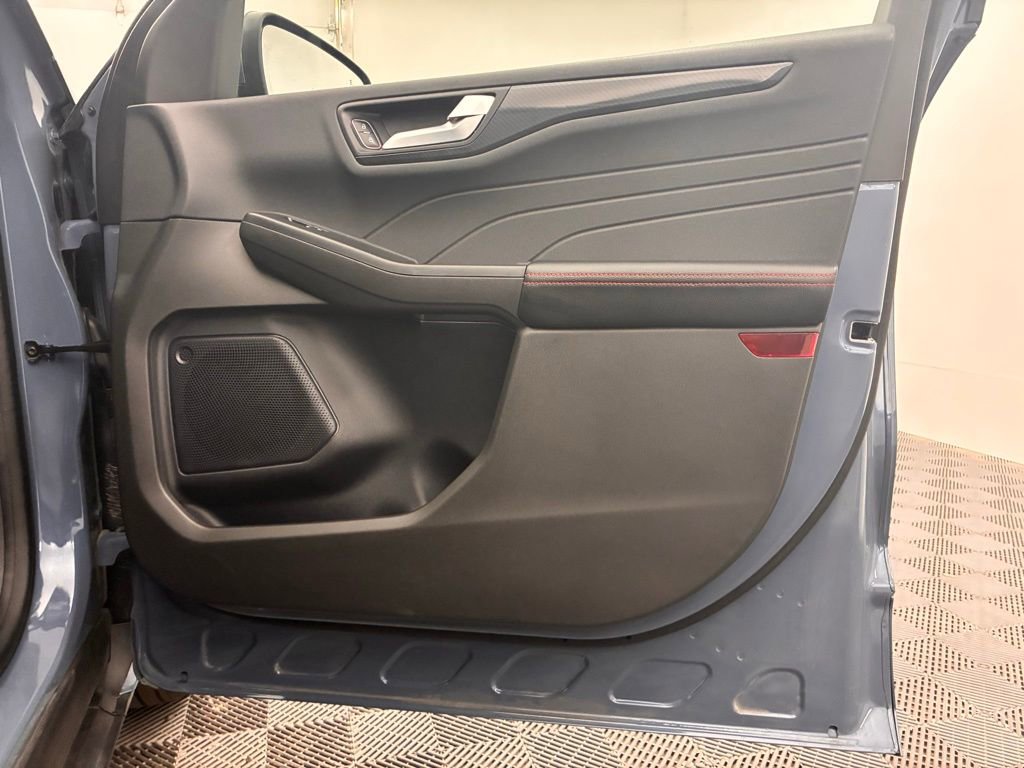 Certified 2023 Ford Escape ST-Line Select w/ Tech Pack #1 image 26