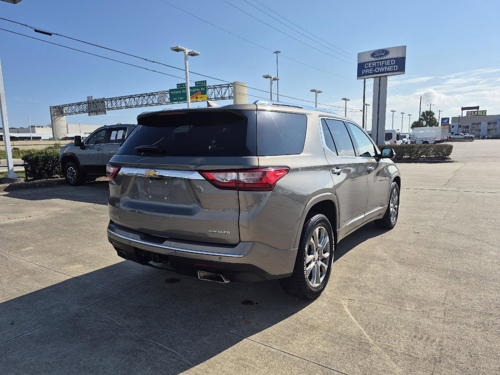 Used 2019 Chevrolet Traverse Premier image 10