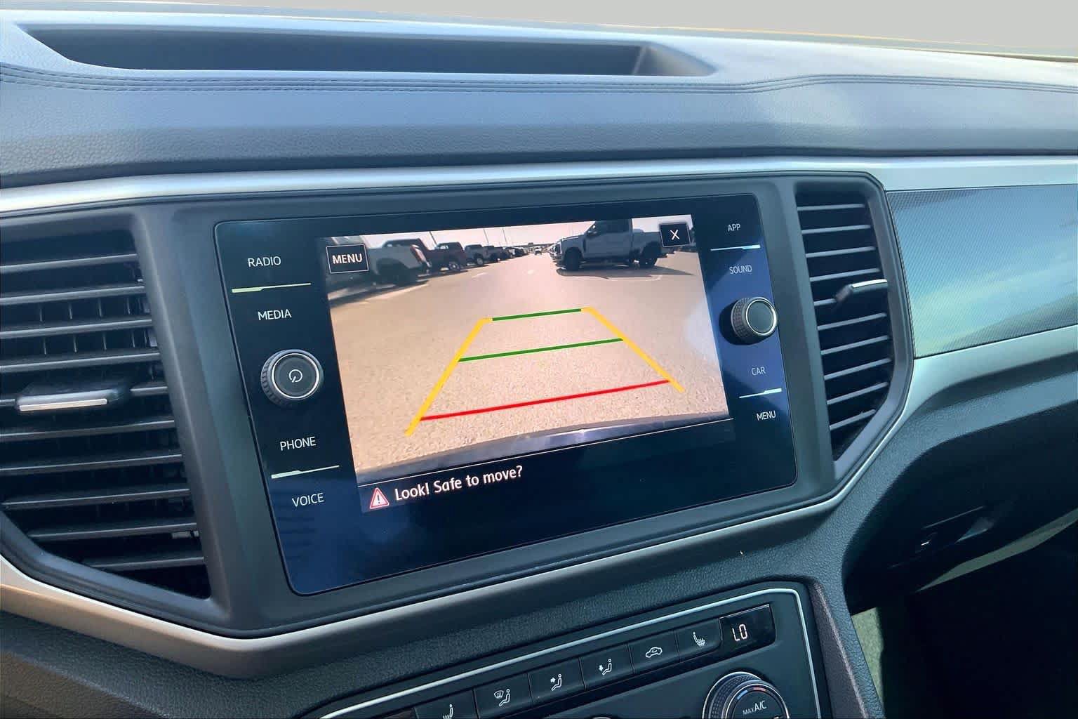 Used 2021 Volkswagen Atlas SE w/ Panoramic Sunroof Package FWD image 27