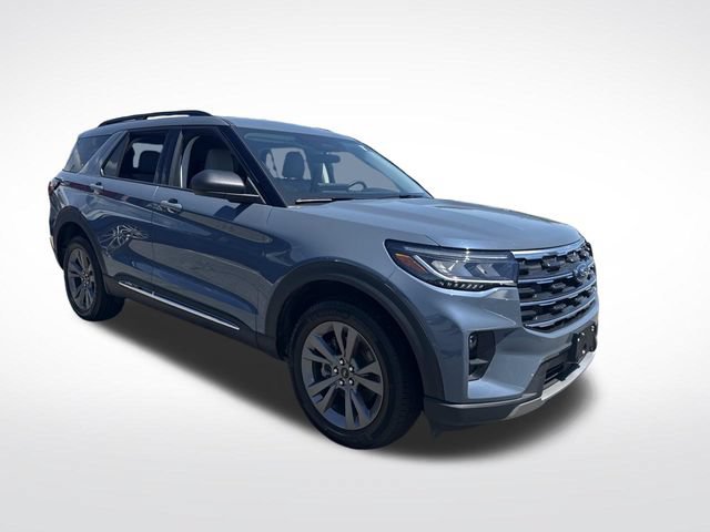 Certified 2025 Ford Explorer Active w/ Active Comfort Package AWD/4WD image 11