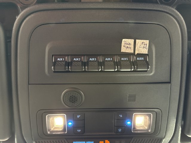 Certified 2021 Ford Bronco Badlands AWD/4WD image 11